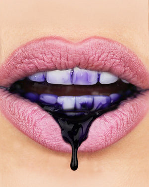 Лилав серум за избелване на зъби